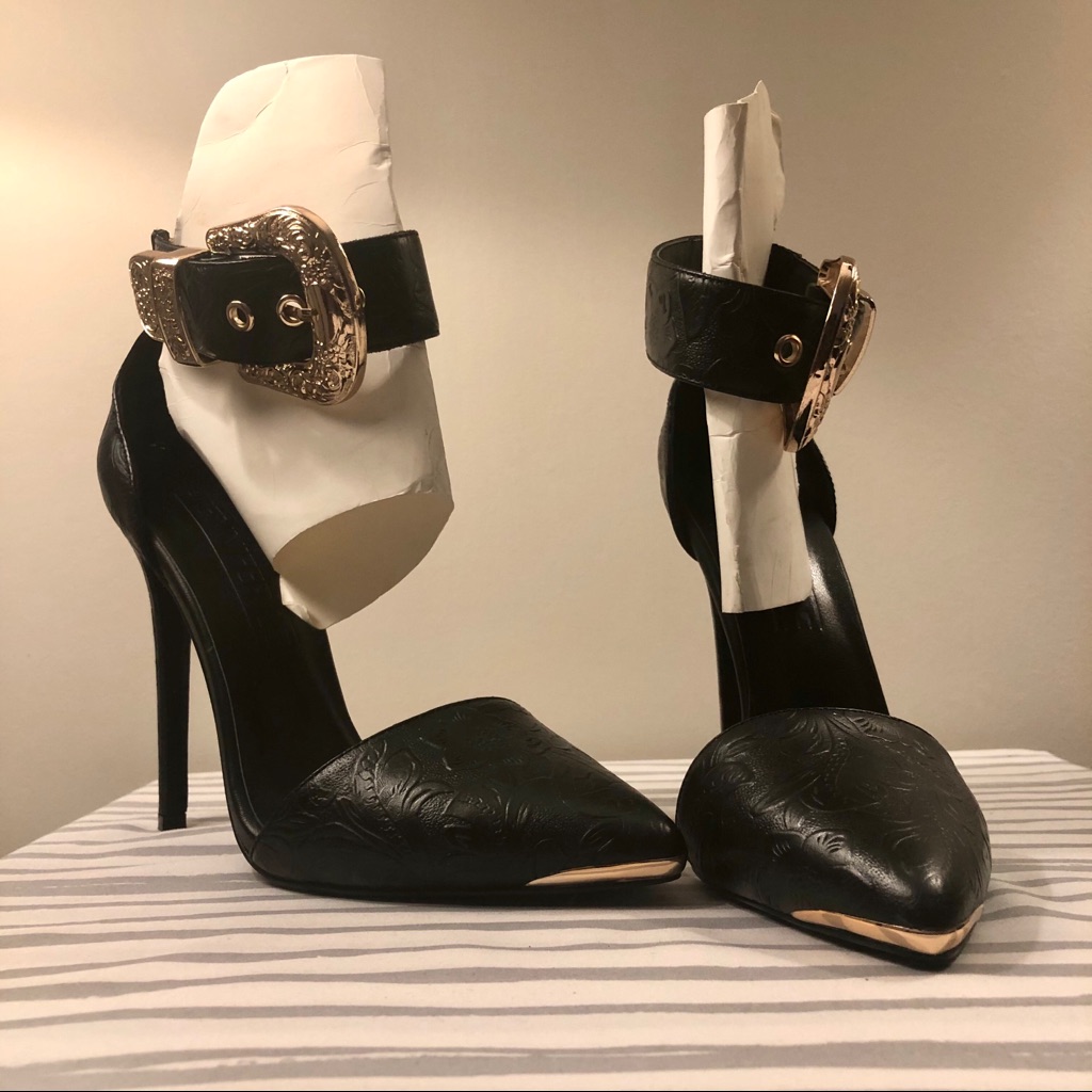 Iamjenniferle Aries Pump Nwt